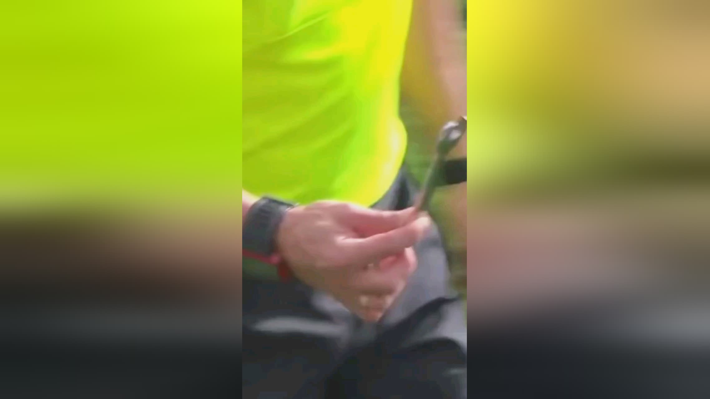 在签约