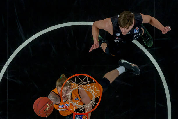 更为本赛季 更为本赛季